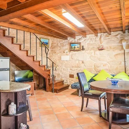 Сasa de vacaciones 2 Bedroom Amazing In Muros